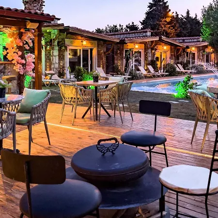 Woodtown Alaçatı * Çeşme