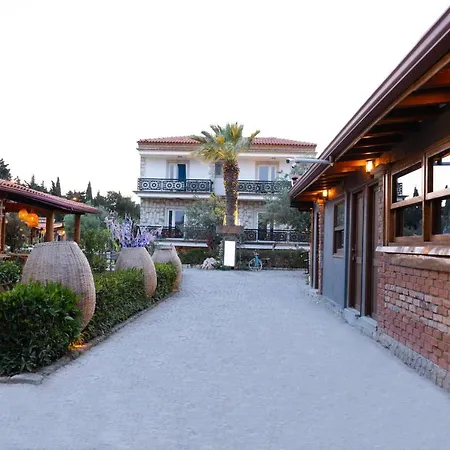 Woodtown Alaçatı Çeşme